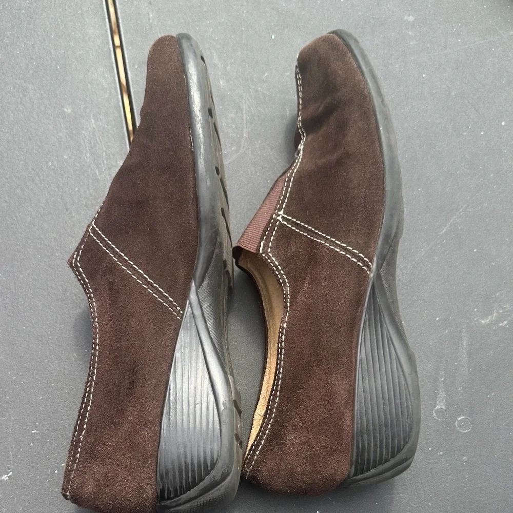 Naturalizer Brown Suede Slip-On Shoes